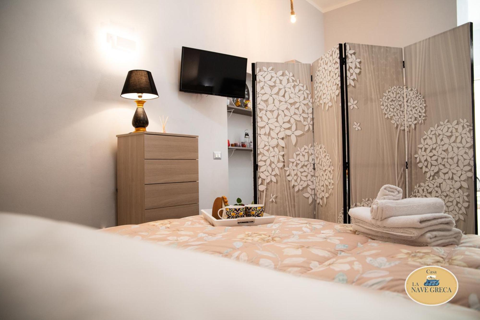 Le Dimore Di Ulisse A Gela - Casa Vacanza B&B - La Nave Greca Esterno foto