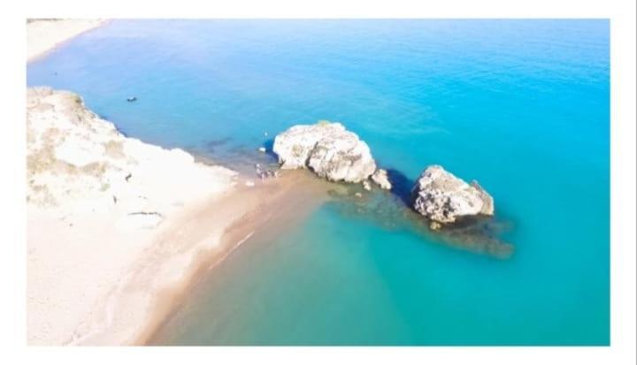 Le Dimore Di Ulisse A Gela - Casa Vacanza B&B - La Nave Greca Esterno foto