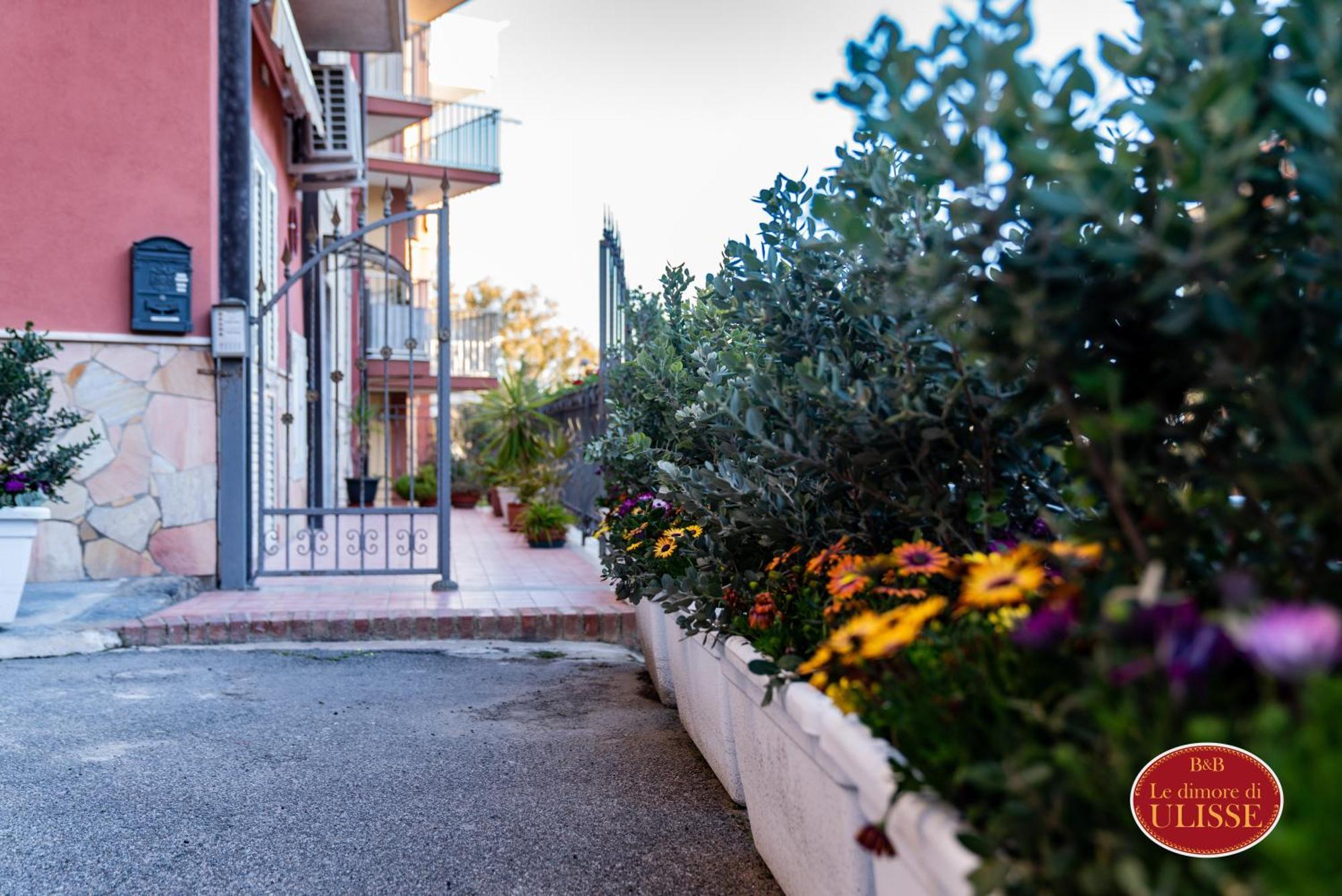 Le Dimore Di Ulisse A Gela - Casa Vacanza B&B - La Nave Greca Esterno foto