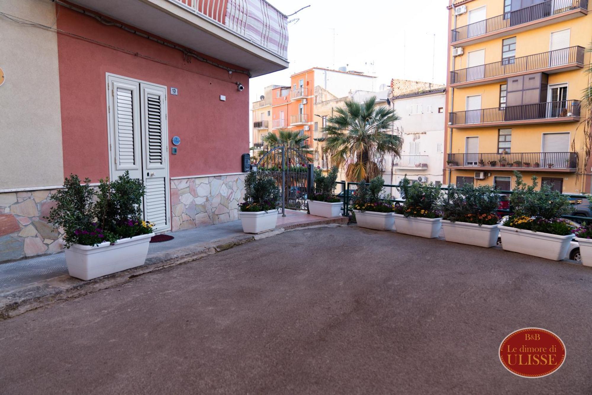 Le Dimore Di Ulisse A Gela - Casa Vacanza B&B - La Nave Greca Esterno foto